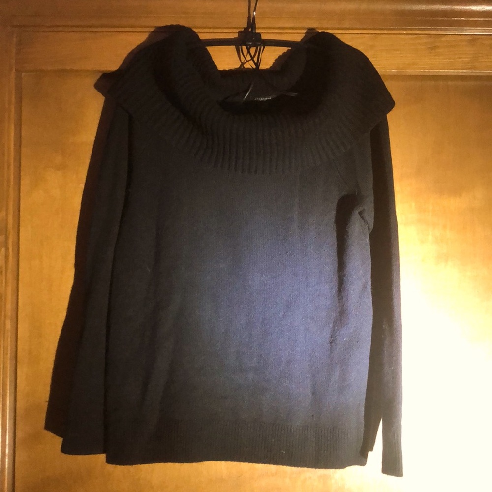 AT 40% Merino Wool Cowl-neck/Off Shoulder Sweater